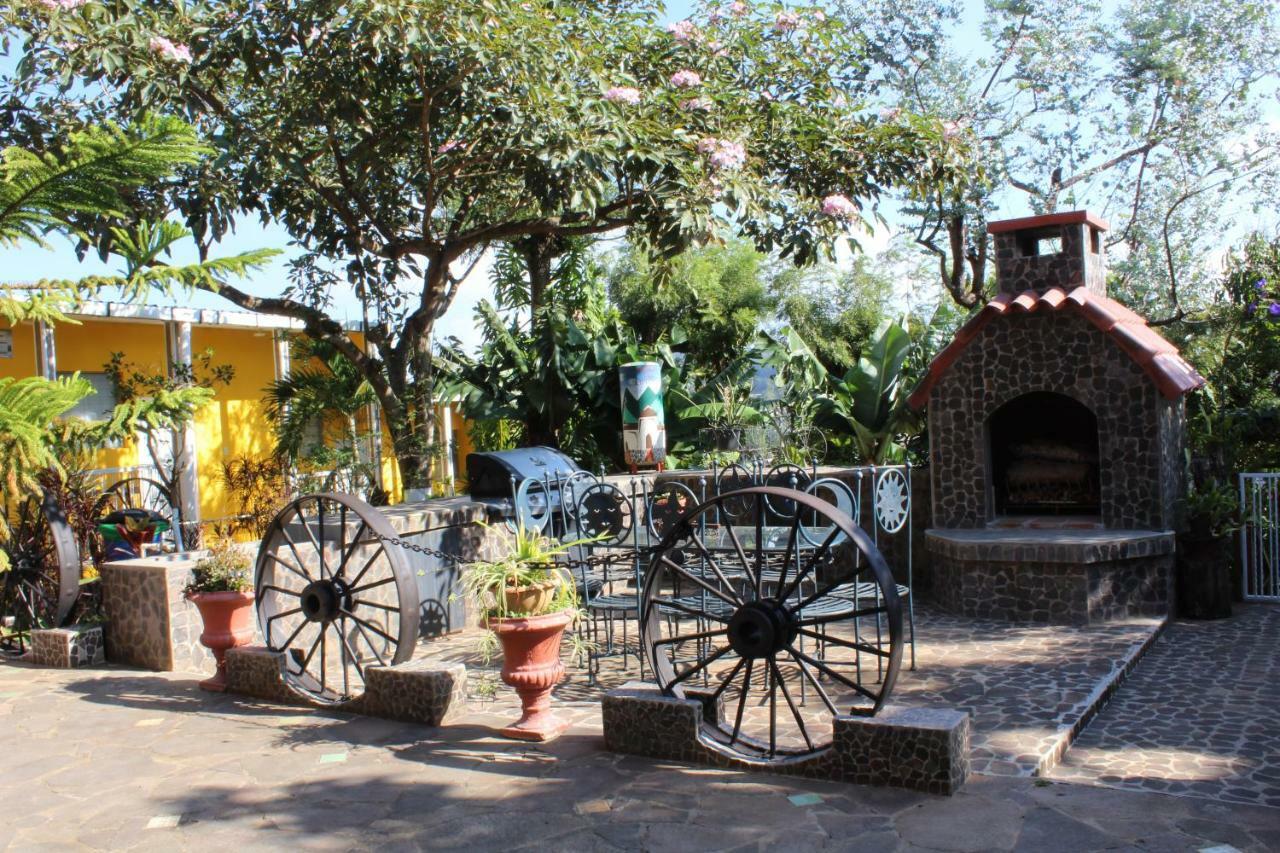 Concepción de Ataco Las Casitas Hostal-Ataco מראה חיצוני תמונה